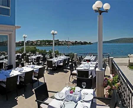 Apartament Iris